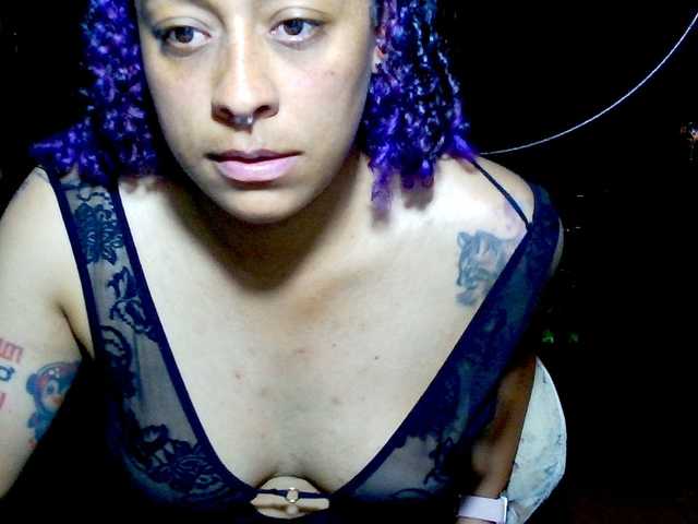Cata-Blue- live cam on BongaCams