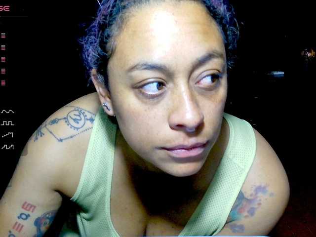 Cata-Blue- live cam on BongaCams