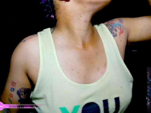 Cata-Blue- webcam