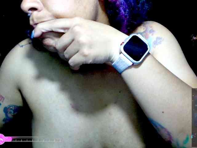 Cata-Blue- webcam