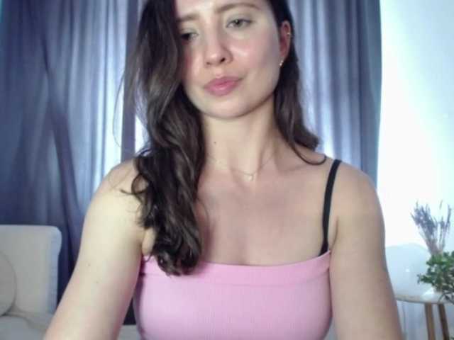 le modèle missNicole est en webcam porno dans un show sur le site bongacams, il possède les tags suivants: White/Caucasian,Brunette,Shaved