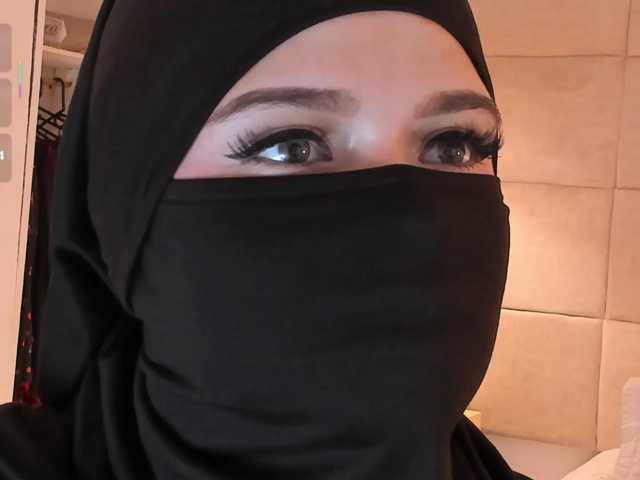 anna-henao live cam on BongaCams