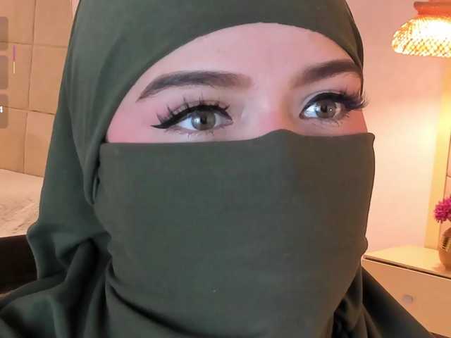 anna-henao webcam