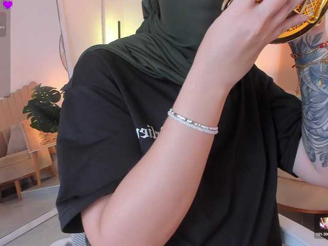 anna-henao's BongaCams show and profile