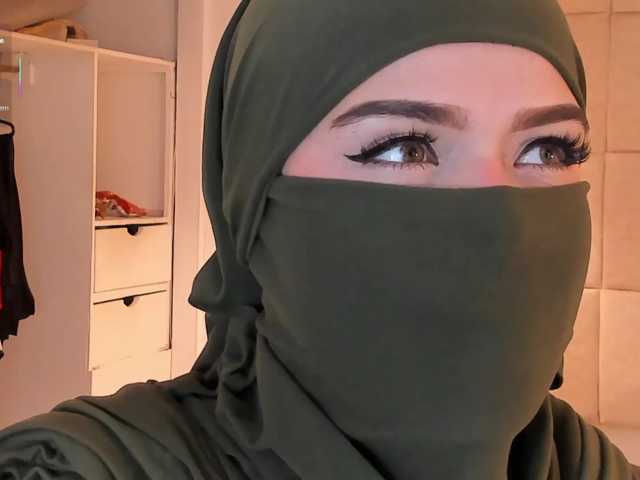 anna-henao live cam on BongaCams