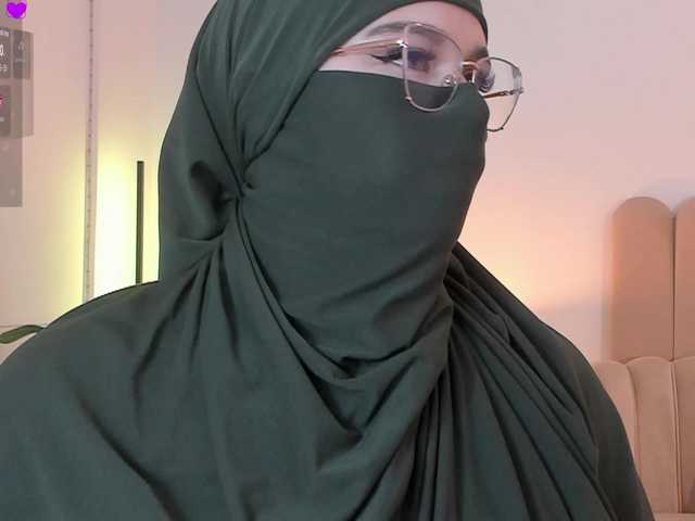 anna-henao's BongaCams show and profile