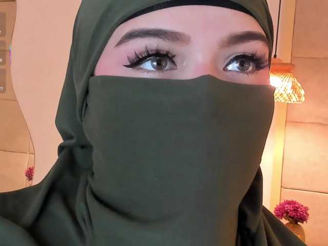 anna-henao live cam preview
