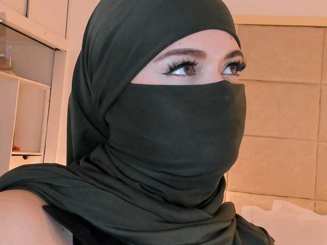 anna-henao live cam on BongaCams