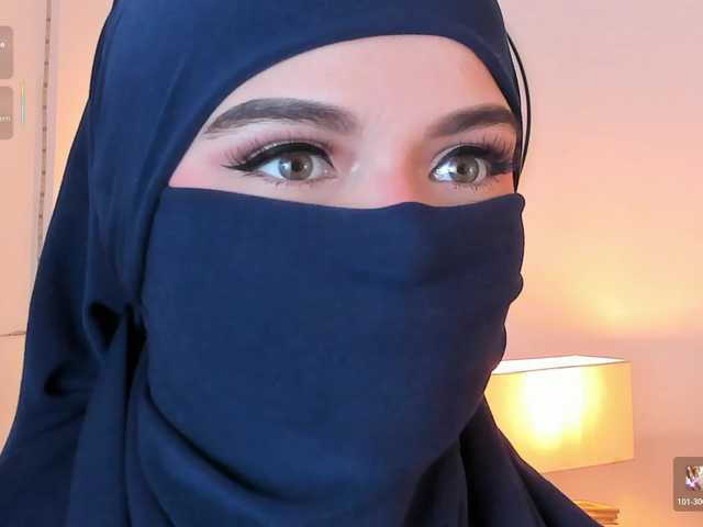 anna-henao live cam on BongaCams