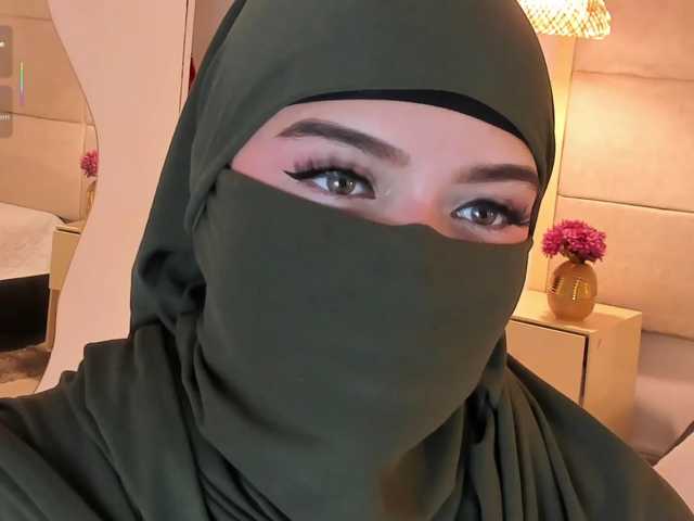 anna-henao live cam preview