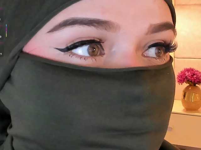anna-henao live cam on BongaCams