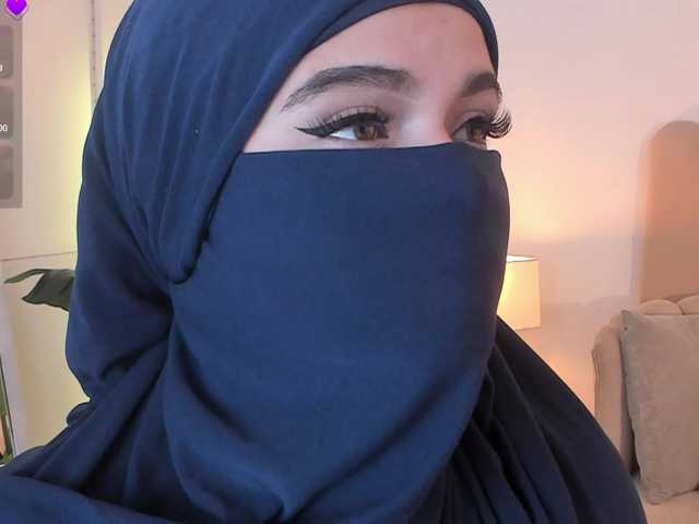 anna-henao's BongaCams show and profile