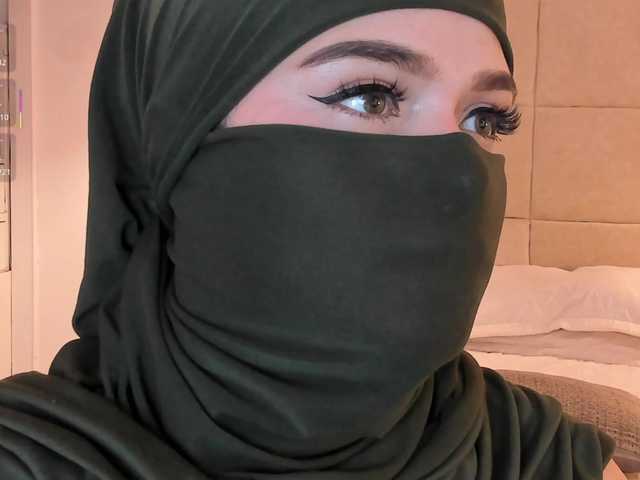 anna-henao live cam on BongaCams