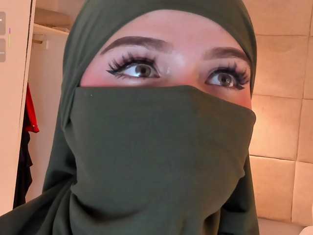 anna-henao live cam preview