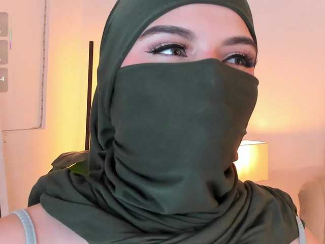 anna-henao live cam on BongaCams