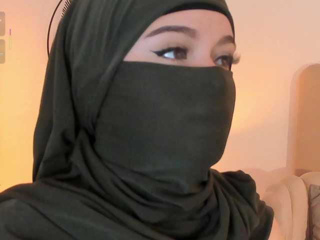 anna-henao live cam preview