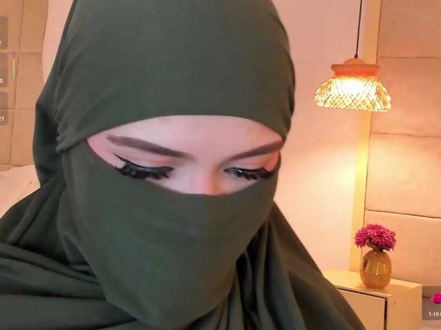 anna-henao live cam preview