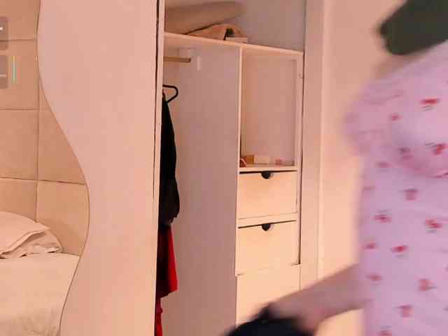 anna-henao webcam