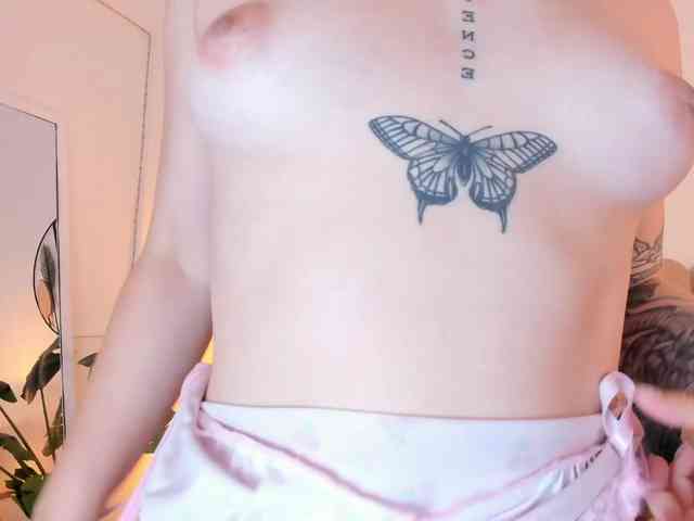 anna-henao webcam