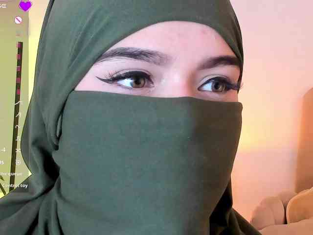 anna-henao webcam