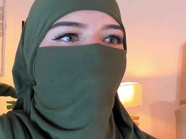 anna-henao Live Webcam on BongaCams