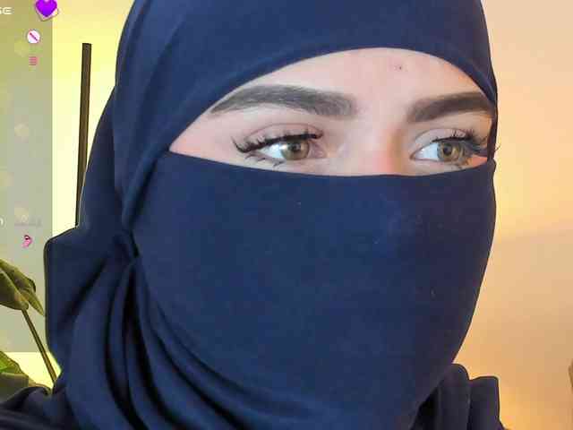 anna-henao webcam