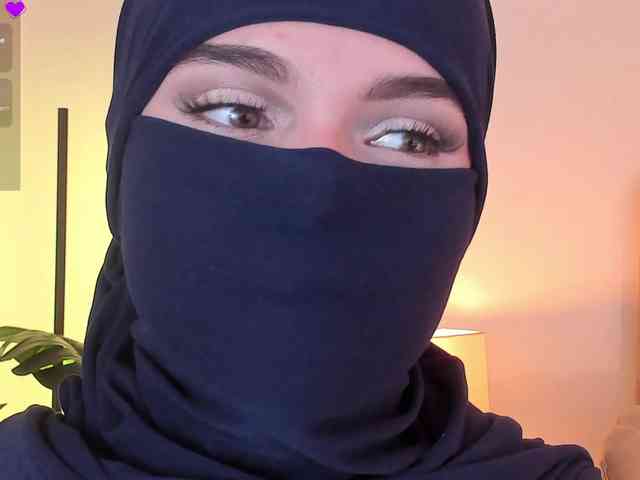 anna-henao webcam