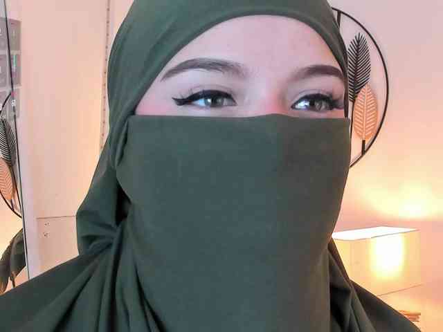 anna-henao webcam