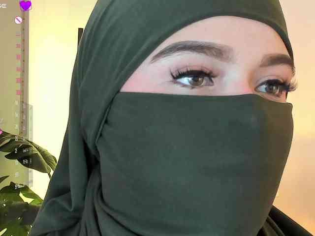anna-henao webcam