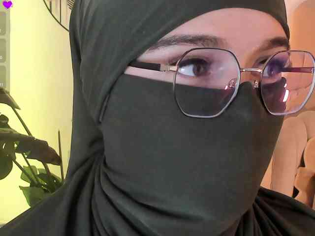 anna-henao webcam