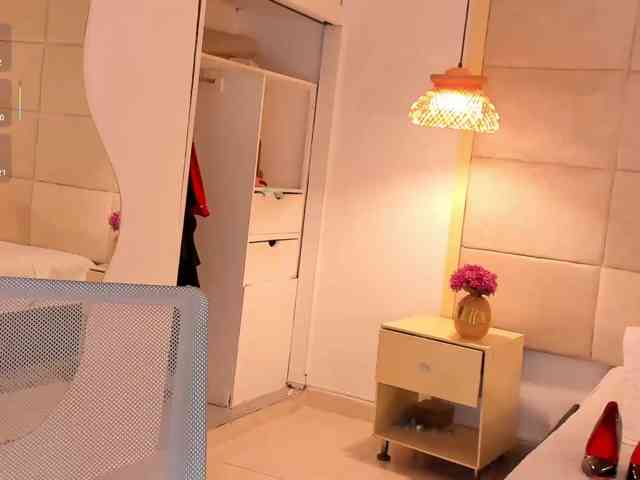 anna-henao webcam
