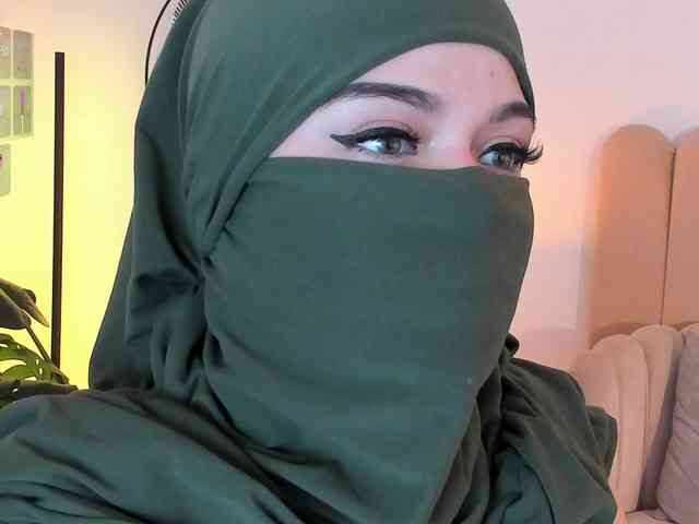 anna-henao webcam