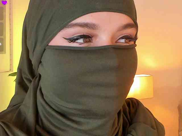anna-henao webcam