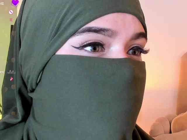 anna-henao webcam