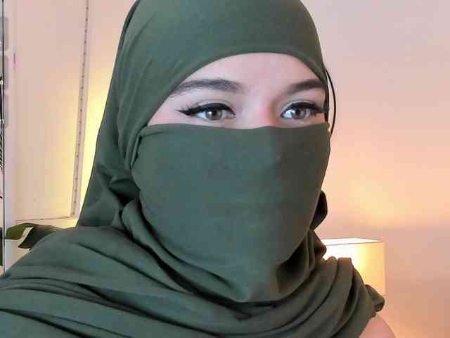 anna-henao webcam