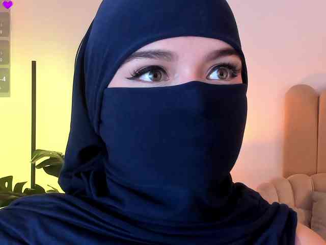 anna-henao webcam