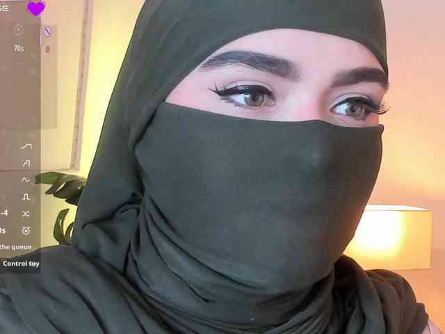 anna-henao webcam