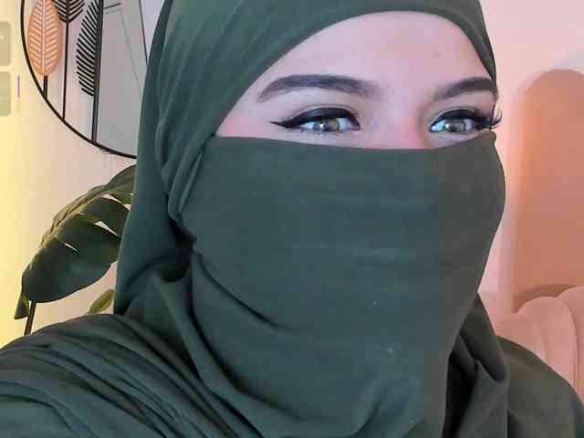 anna-henao webcam