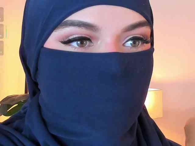 anna-henao webcam