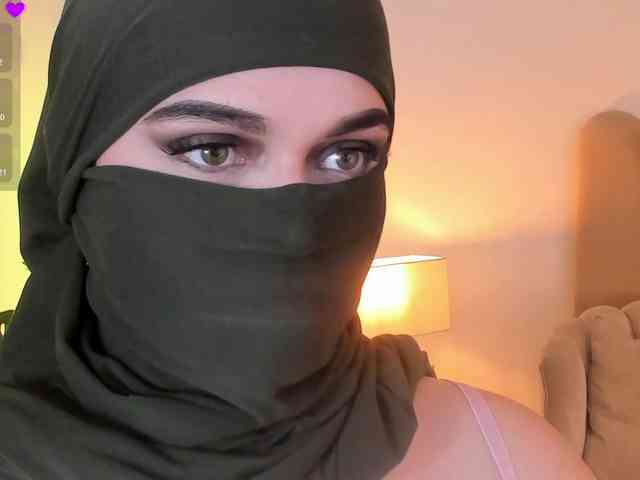 anna-henao webcam