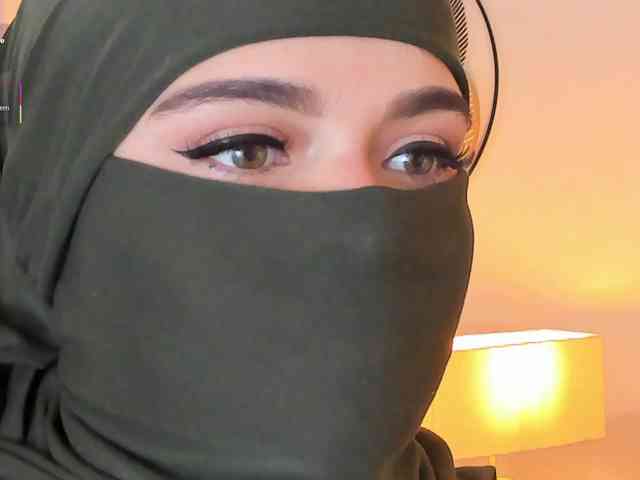 anna-henao webcam