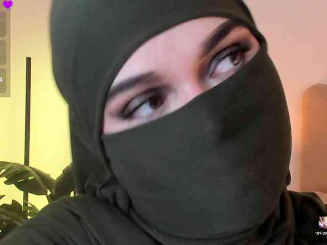 anna-henao webcam
