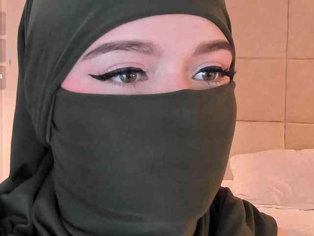 anna-henao webcam