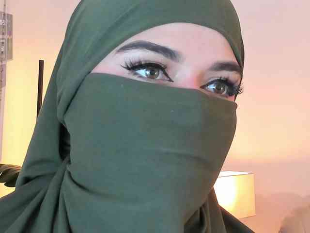anna-henao Live Webcam on BongaCams