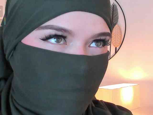 anna-henao webcam