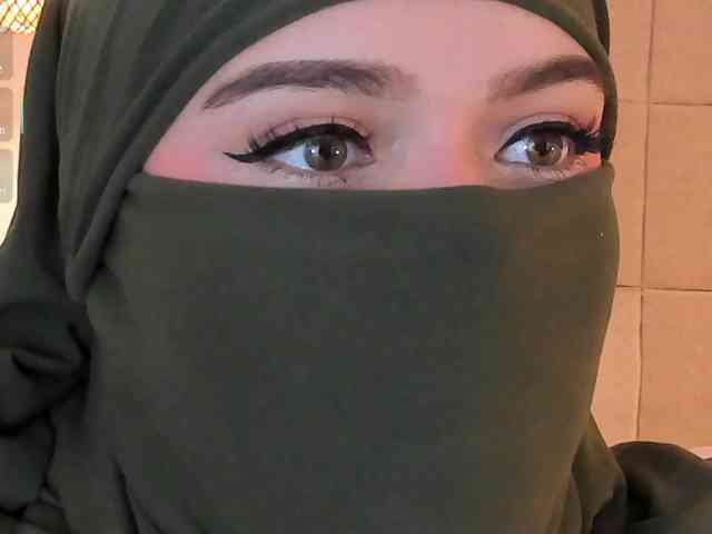 anna-henao webcam