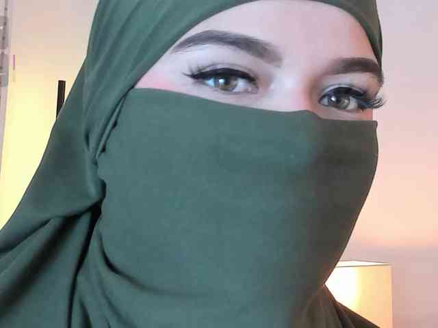 anna-henao webcam