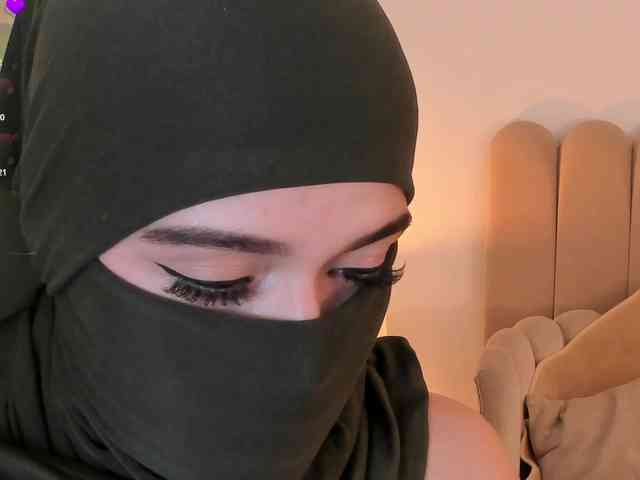 anna-henao webcam