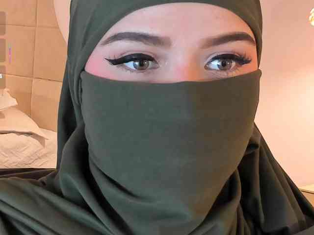 anna-henao webcam
