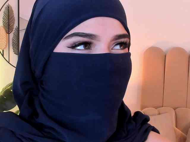 anna-henao webcam
